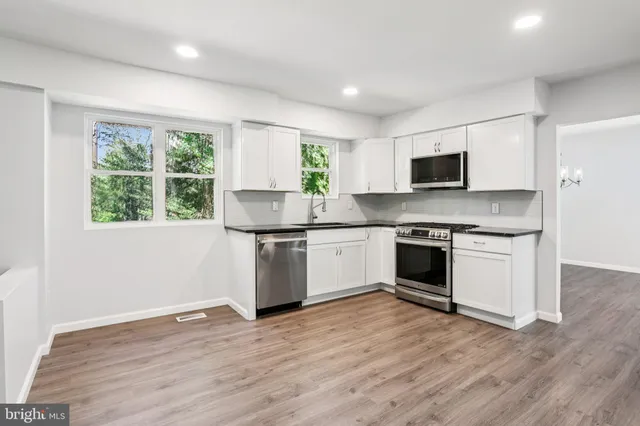 $699,000 | 37 Osage Trail, Medford Lakes, NJ 08055