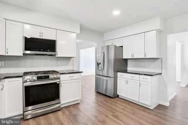 $699,000 | 37 Osage Trail, Medford Lakes, NJ 08055