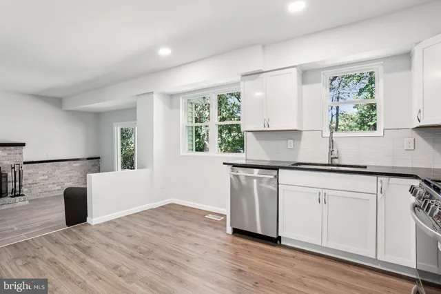 $699,000 | 37 Osage Trail, Medford Lakes, NJ 08055