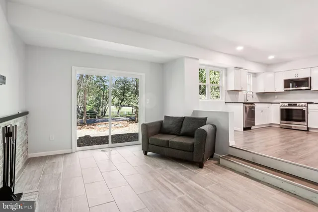 $699,000 | 37 Osage Trail, Medford Lakes, NJ 08055