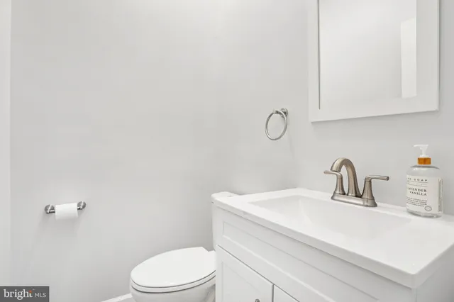 $699,000 | 37 Osage Trail, Medford Lakes, NJ 08055