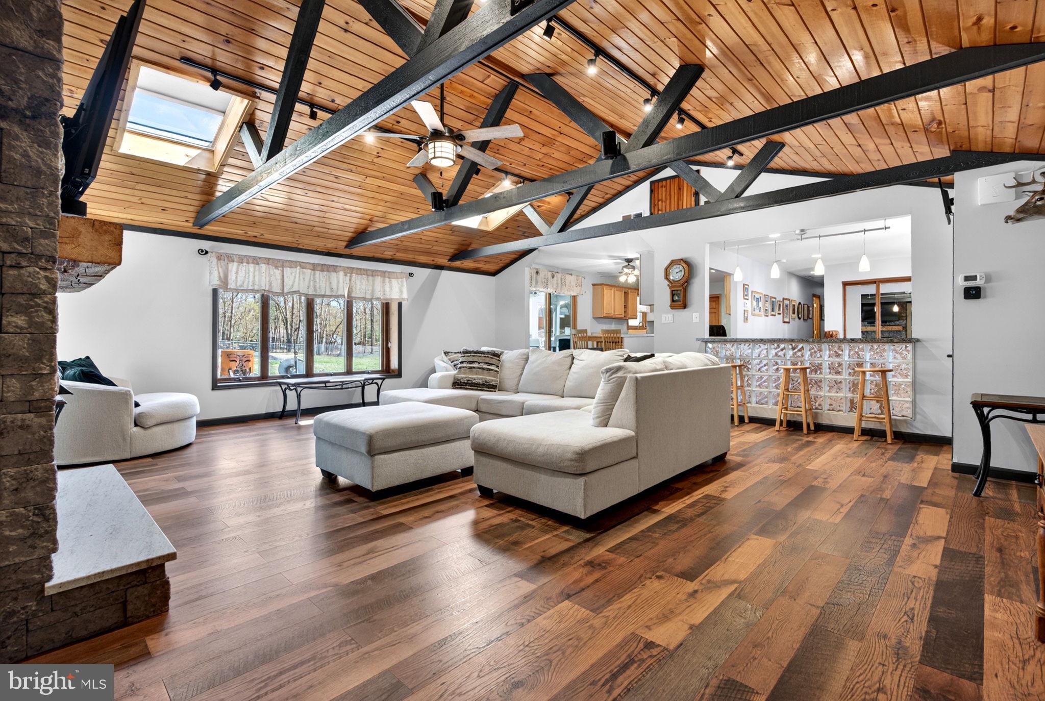 66 Summit Drive Tabernacle, NJ 08088 - Photo 22 of 62 Family Room