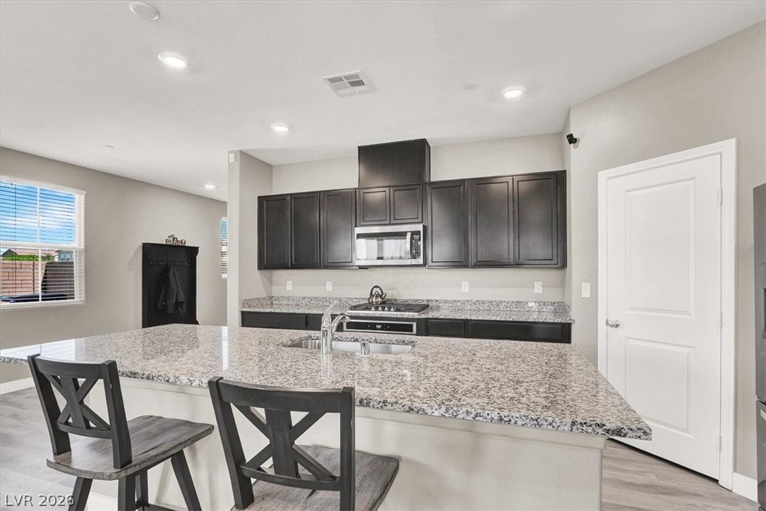 2823 Turnstone Ridge Street Henderson, NV 89044 - Photo 14 of 37 Kitchen