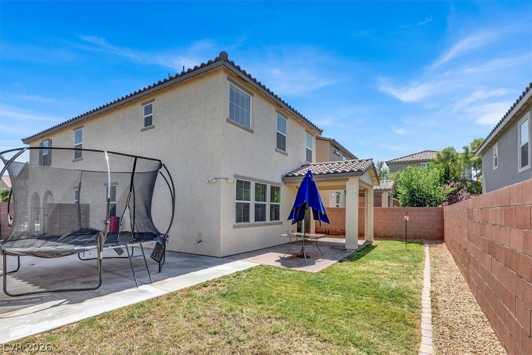 2823 Turnstone Ridge Street Henderson, NV 89044 - Photo 34 of 37 Yard
