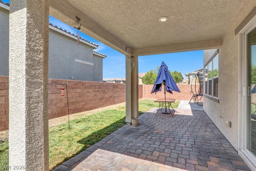 2823 Turnstone Ridge Street Henderson, NV 89044 - Photo 36 of 37 Yard
