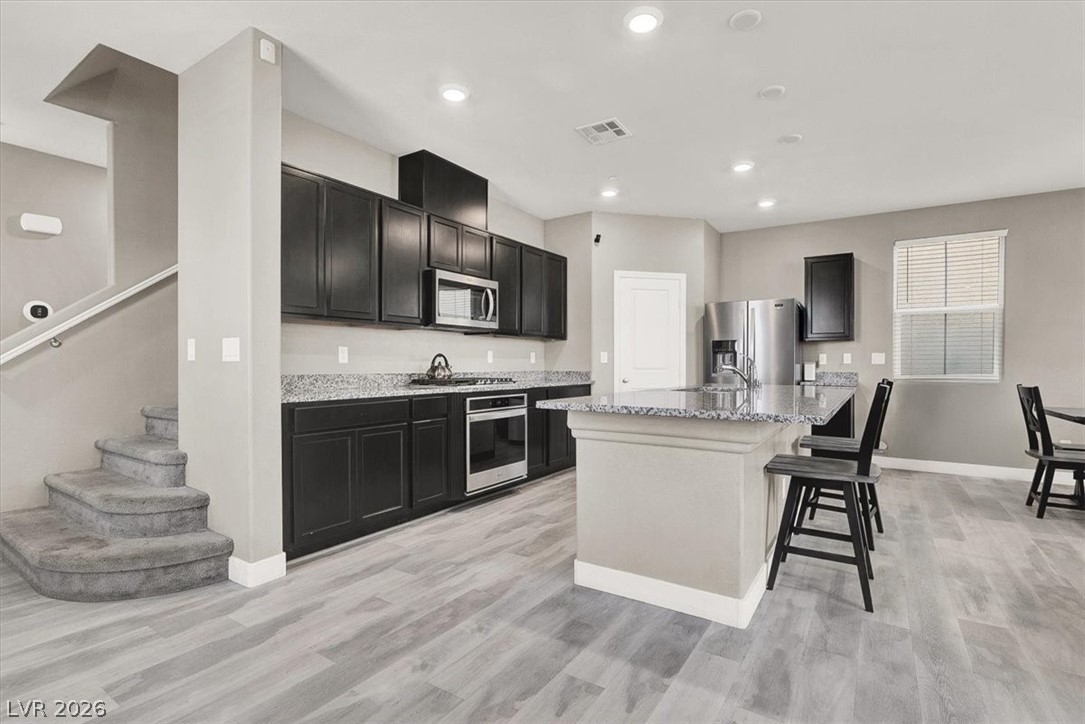2823 Turnstone Ridge Street Henderson, NV 89044 - Photo 10 of 37 Kitchen