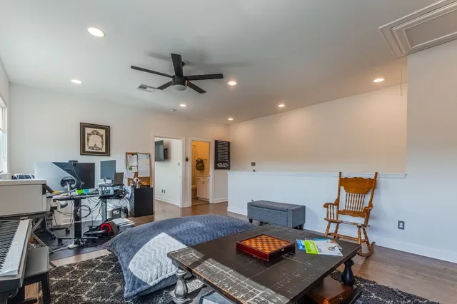 $1,345,000 | 2124 Banks Street, Houston, TX 77098