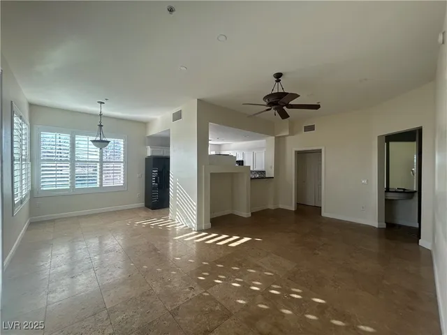 $1,750 | 67 East Agate Avenue, Unit 203, Las Vegas, NV 89123