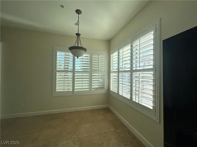 $1,750 | 67 East Agate Avenue, Unit 203, Las Vegas, NV 89123