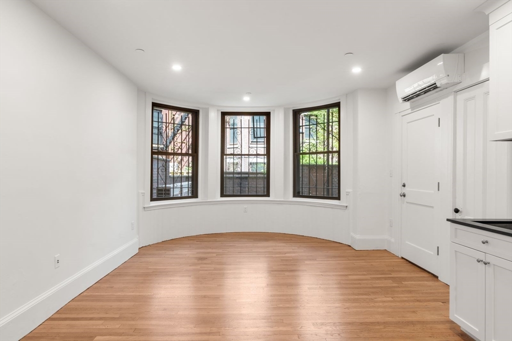 389 Commonwealth Avenue, Unit B Boston, MA 02115 - Photo 2 of 14
