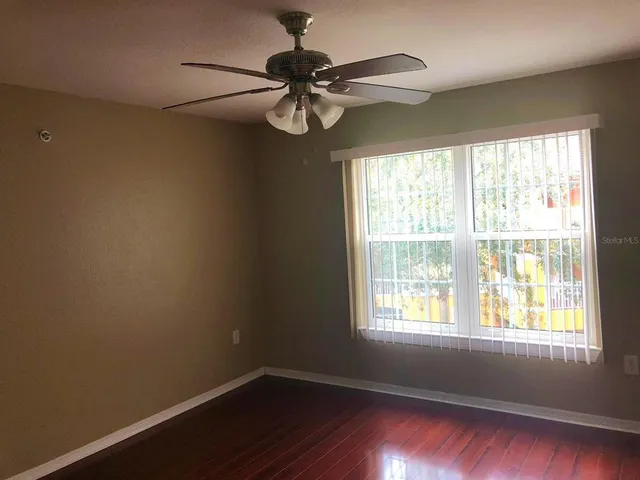 $1,350 | 5471 Vineland Road, Unit 7310, Orlando, FL 32811