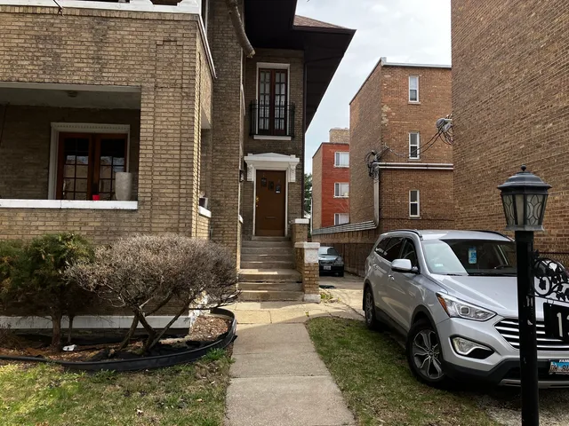 $360,000 | 133 South Waller Avenue, Chicago, IL 60644