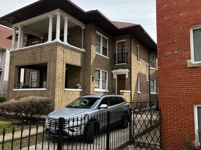 $360,000 | 133 South Waller Avenue, Chicago, IL 60644