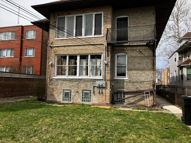 $360,000 | 133 South Waller Avenue, Chicago, IL 60644