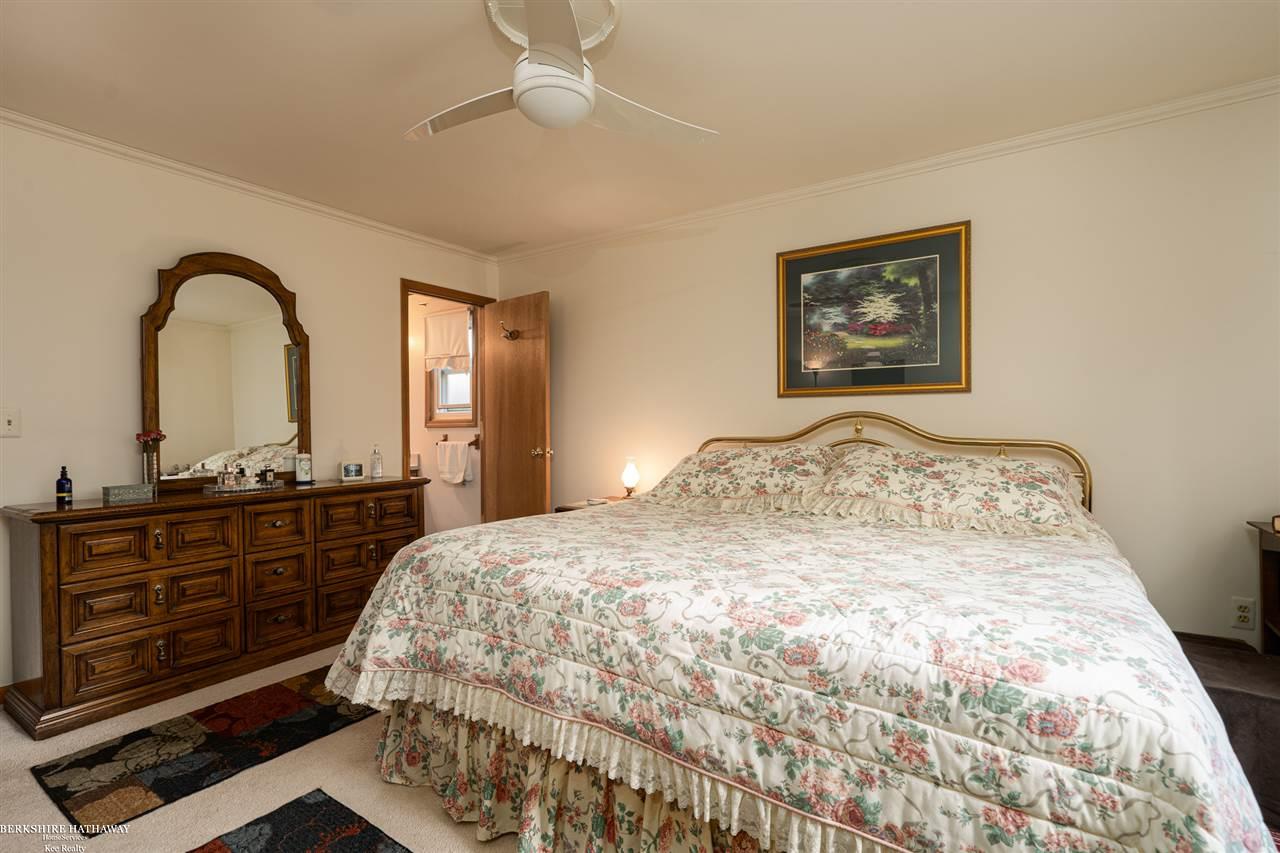 50135 Riverside Drive Macomb, MI 48044 - Photo 14 of 28 50015611-13.JPG