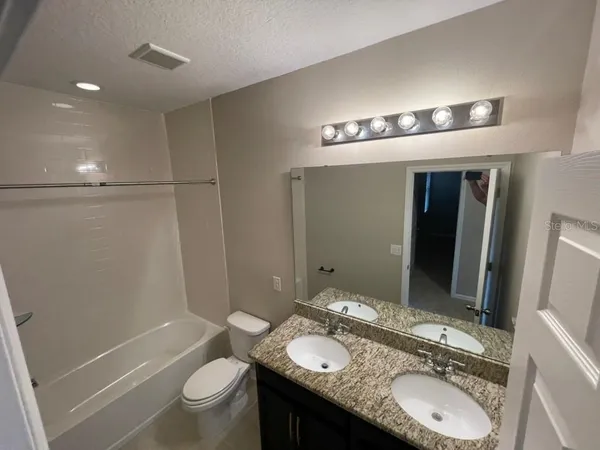 $2,800 | 15221 Sunrise Grove Court, Winter Garden, FL 34787