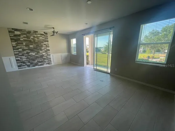 $2,800 | 15221 Sunrise Grove Court, Winter Garden, FL 34787