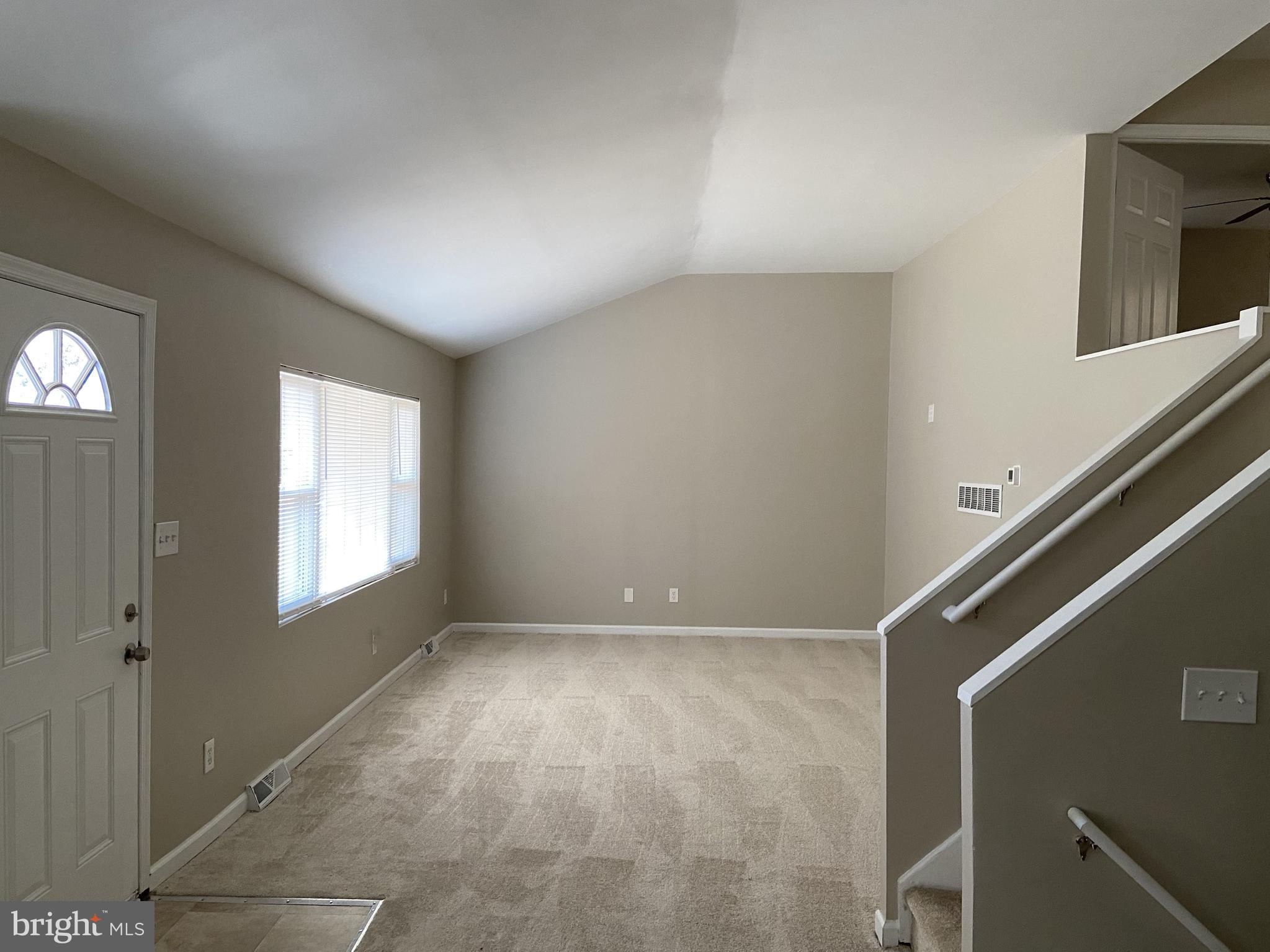 82 West Stephen Drive Newark, DE 19713 - Photo 9 of 17 a view of an empty room with a window