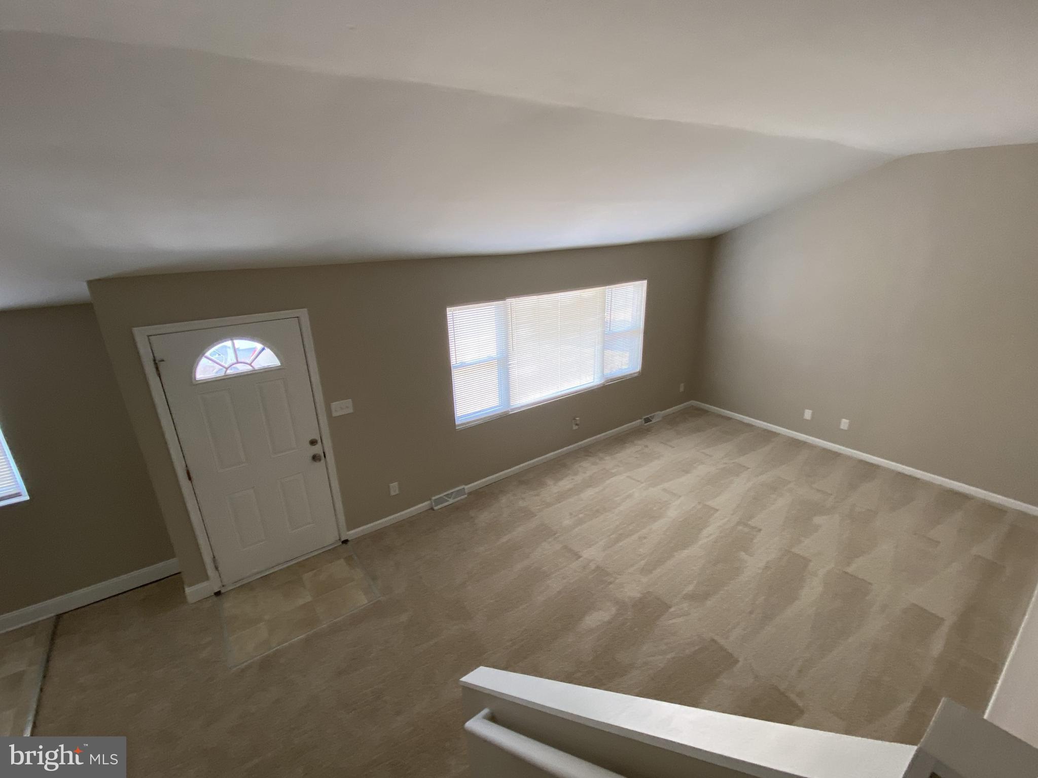 82 West Stephen Drive Newark, DE 19713 - Photo 10 of 17 a view of empty room