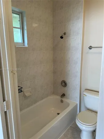 $2,550 | 7549 Northwest 175th Street, Unit 7549, Hialeah, FL 33015