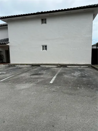 $2,550 | 7549 Northwest 175th Street, Unit 7549, Hialeah, FL 33015