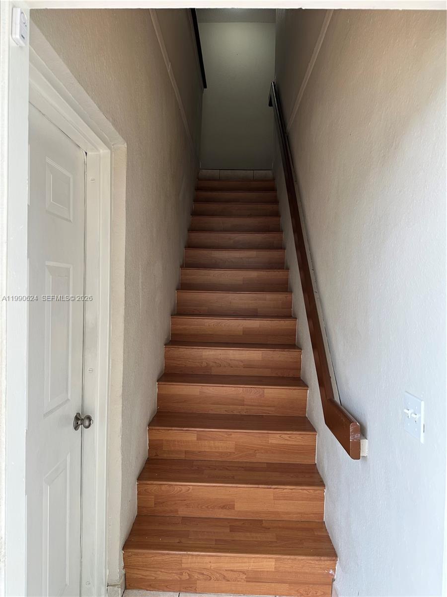 7549 Northwest 175th Street, Unit 7549 Hialeah, FL 33015 - Photo 7 of 34 a view of entryway