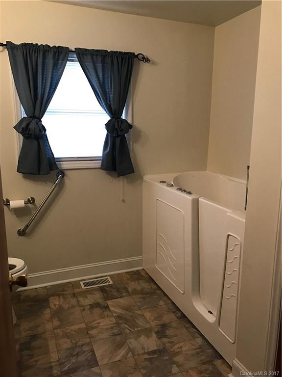 1144 Kelly Road Mount Holly, NC 28120 - Photo 7 of 8