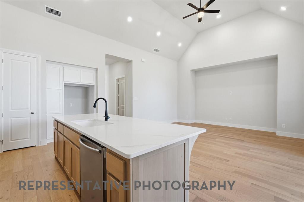 9011 Wildberry Road Oak Point, TX 75068 - Photo 4 of 39