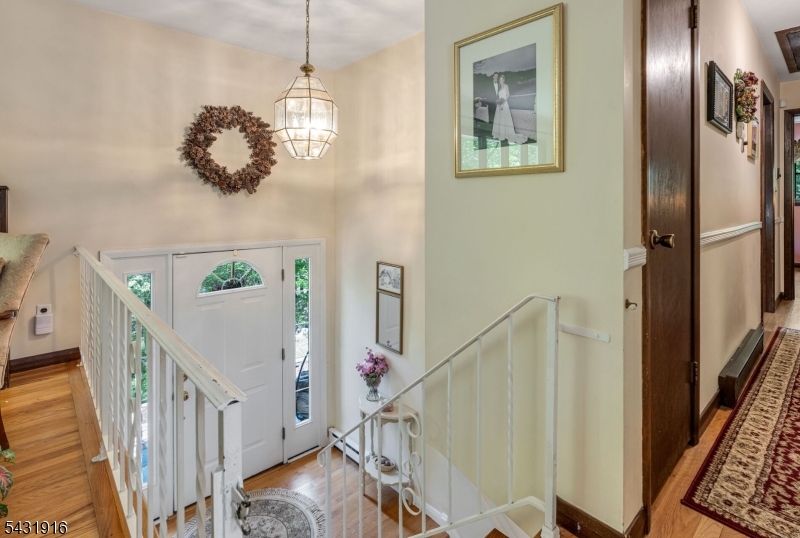 19 Rabbit Run West Milford, NJ 07435 - Photo 5 of 31