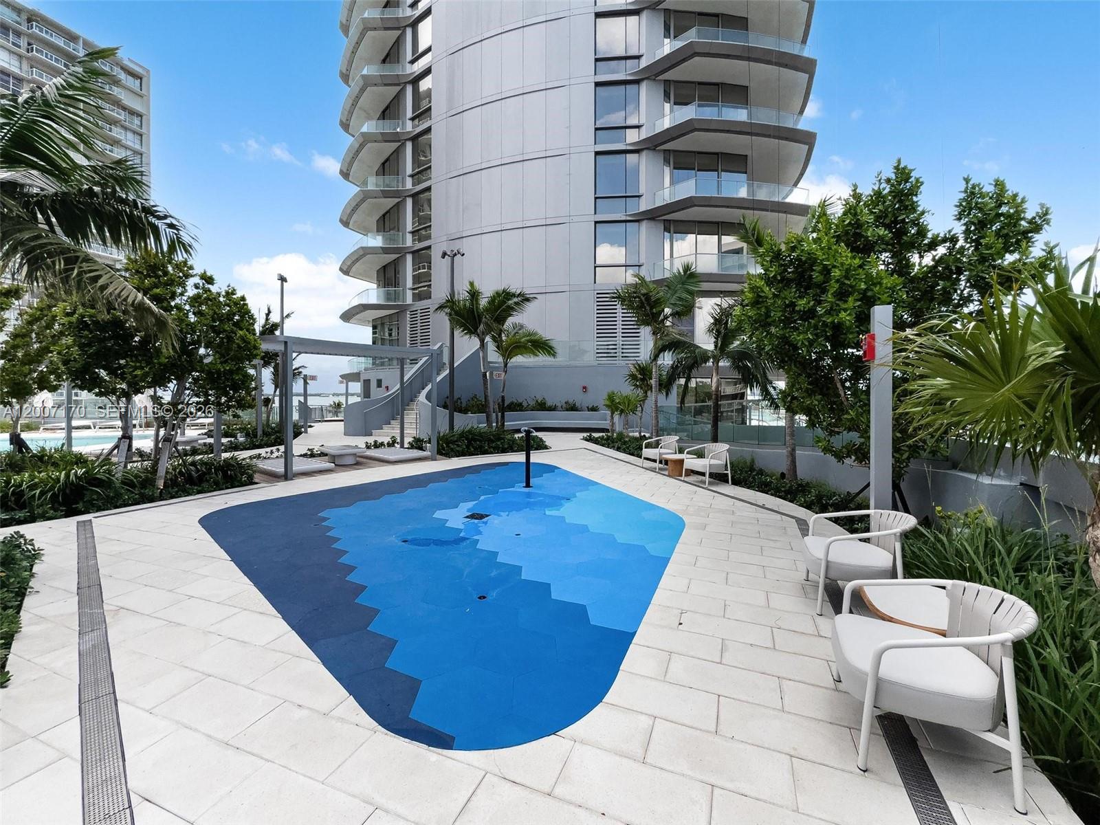 175 Southeast 25th Road, Unit 1904 Miami, FL 33129 - Photo 28 of 41 Gallery Image 28