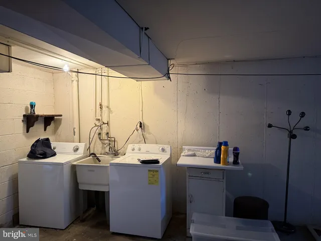 a view of a workspace with furniture