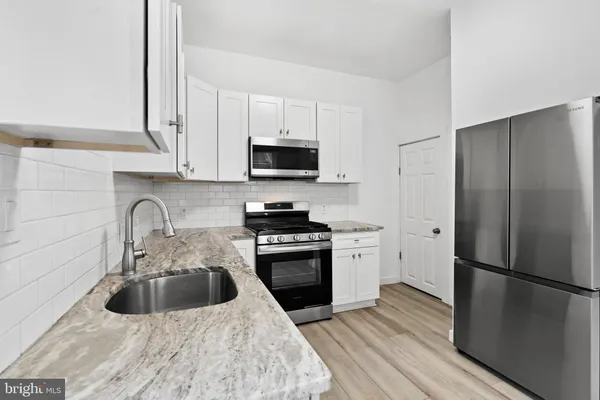 $2,350 | 508 Station Avenue, Unit C, Haddon Heights, NJ 08035