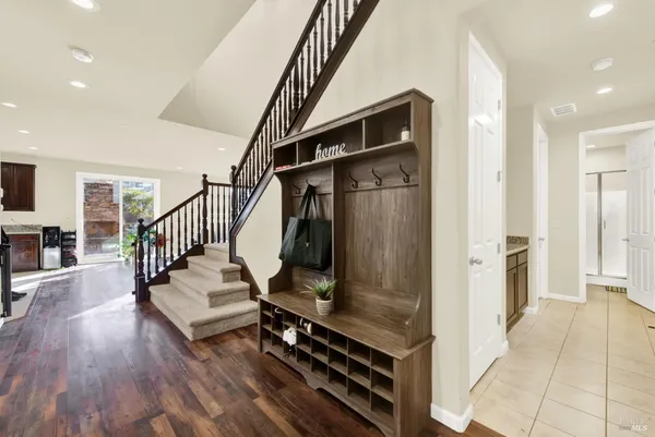 $764,777 | 1130 Legion Court, Dixon, CA 95620