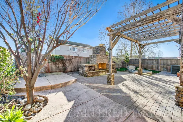 $764,777 | 1130 Legion Court, Dixon, CA 95620