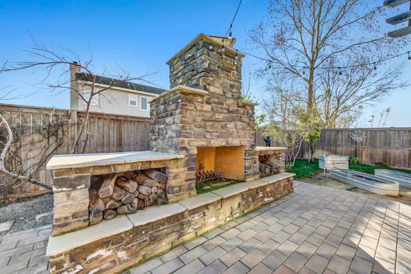 $764,777 | 1130 Legion Court, Dixon, CA 95620