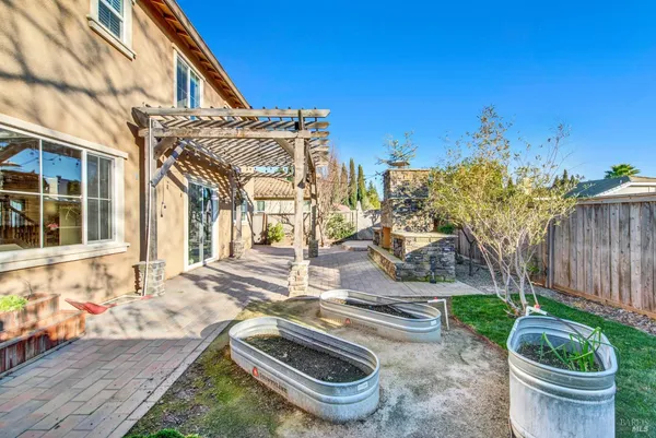 $764,777 | 1130 Legion Court, Dixon, CA 95620