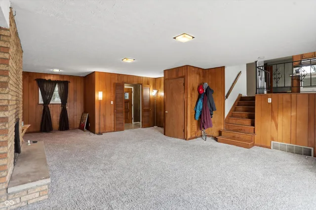 $374,999 | 6433 Lakeland Boulevard, Indianapolis, IN 46234