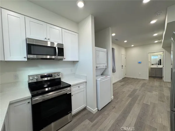 $3,988 | 9623 Haas Avenue, Los Angeles, CA 90047