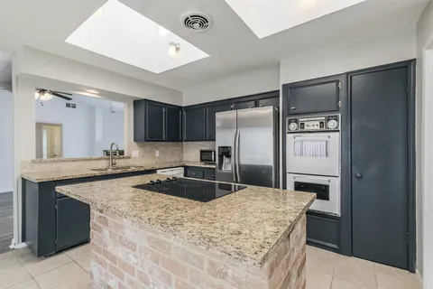 $249,900 | 14415 Locke Lane, Houston, TX 77077