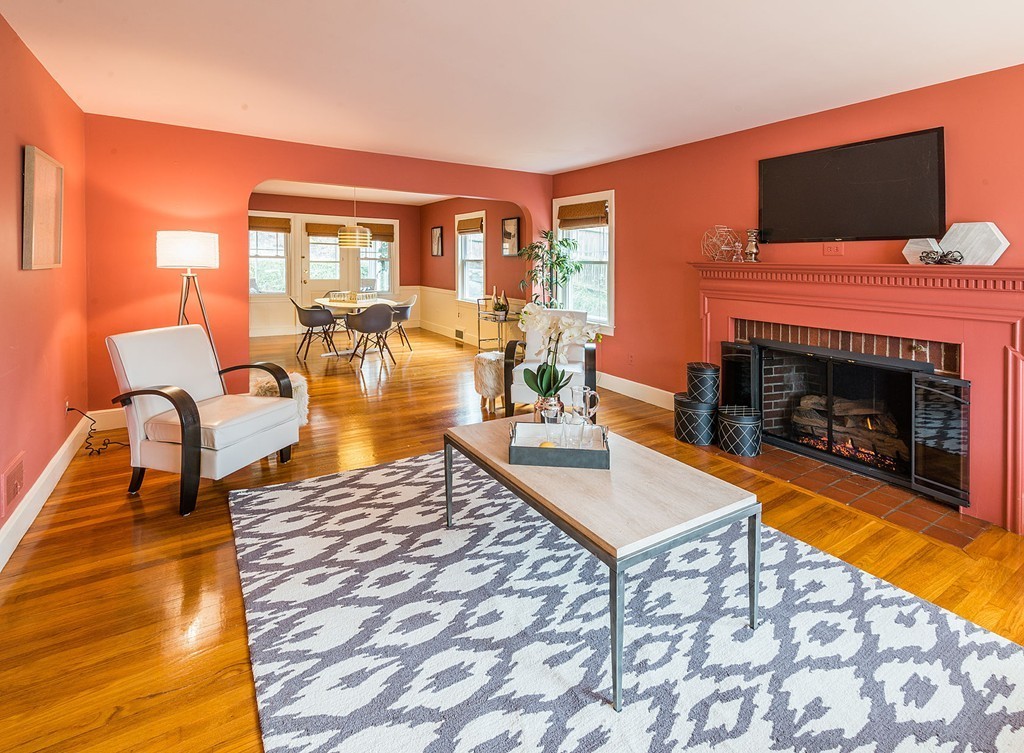 45 Beresford Road Brookline, MA 02467 - Photo 3 of 24