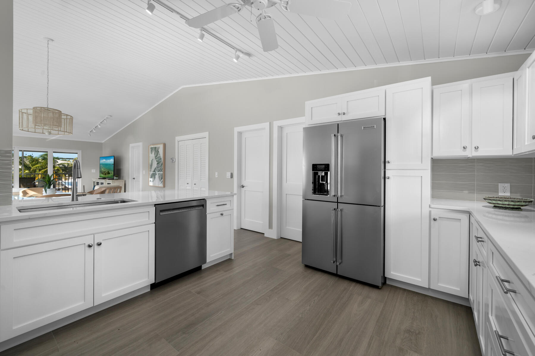 641 9th Street Key Colony Beach, FL 33051 - Photo 14 of 43 Completely NEW Kitchen