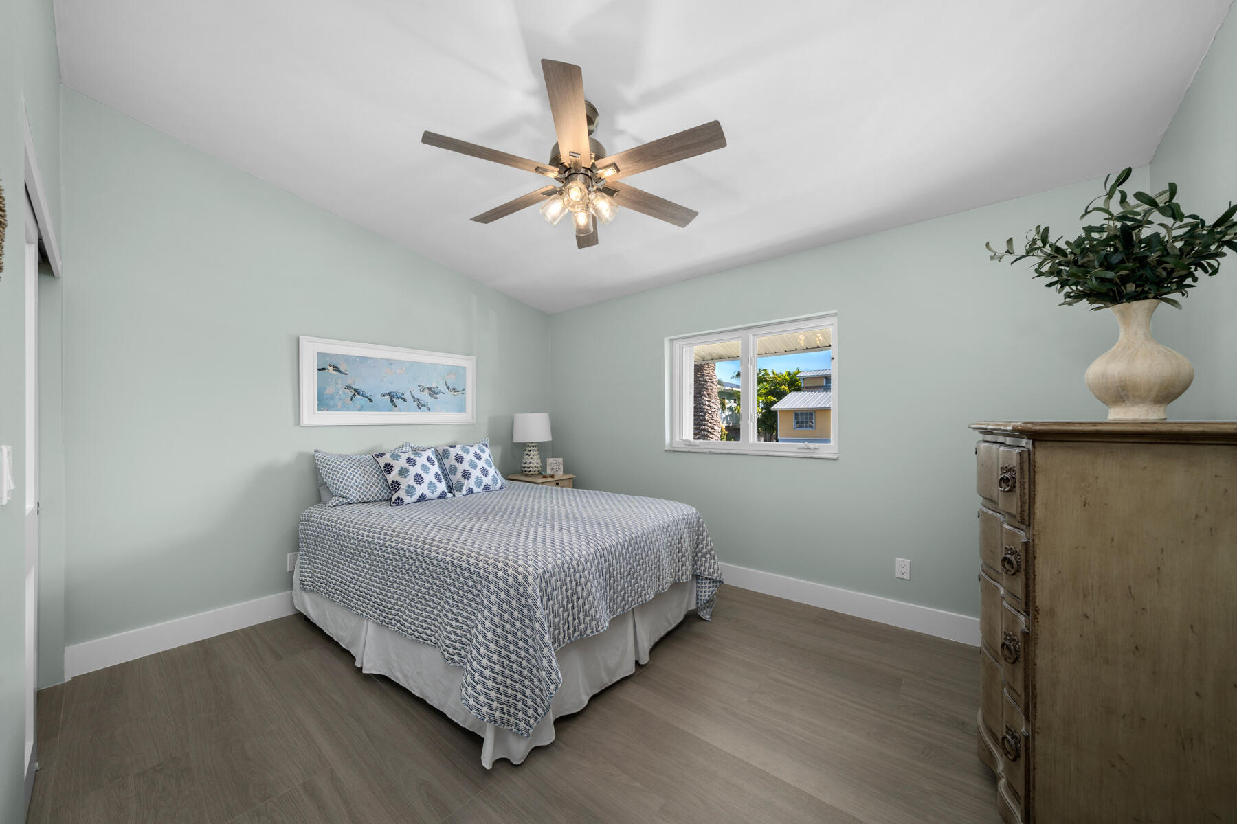 641 9th Street Key Colony Beach, FL 33051 - Photo 20 of 43 641 9th St_1oakstudios_14