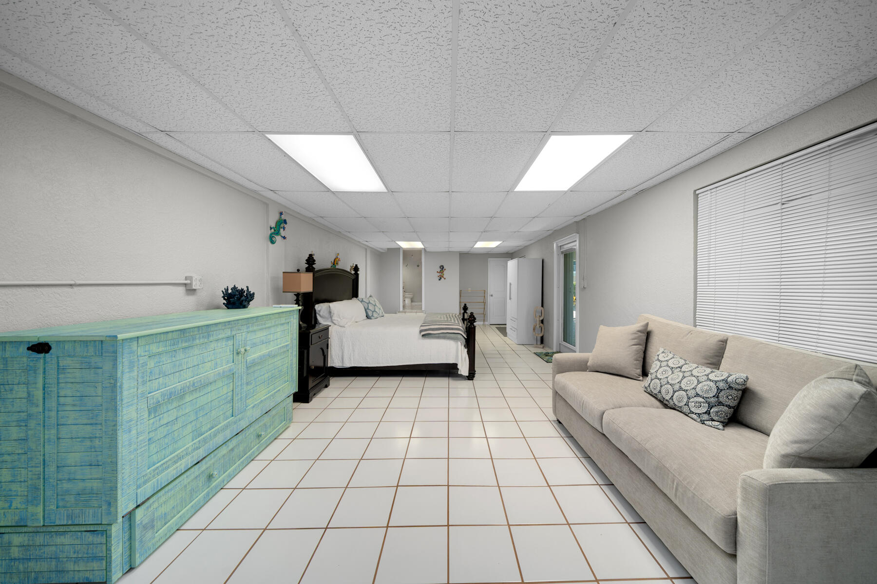 641 9th Street Key Colony Beach, FL 33051 - Photo 23 of 43 641 9th St_1oakstudios_18