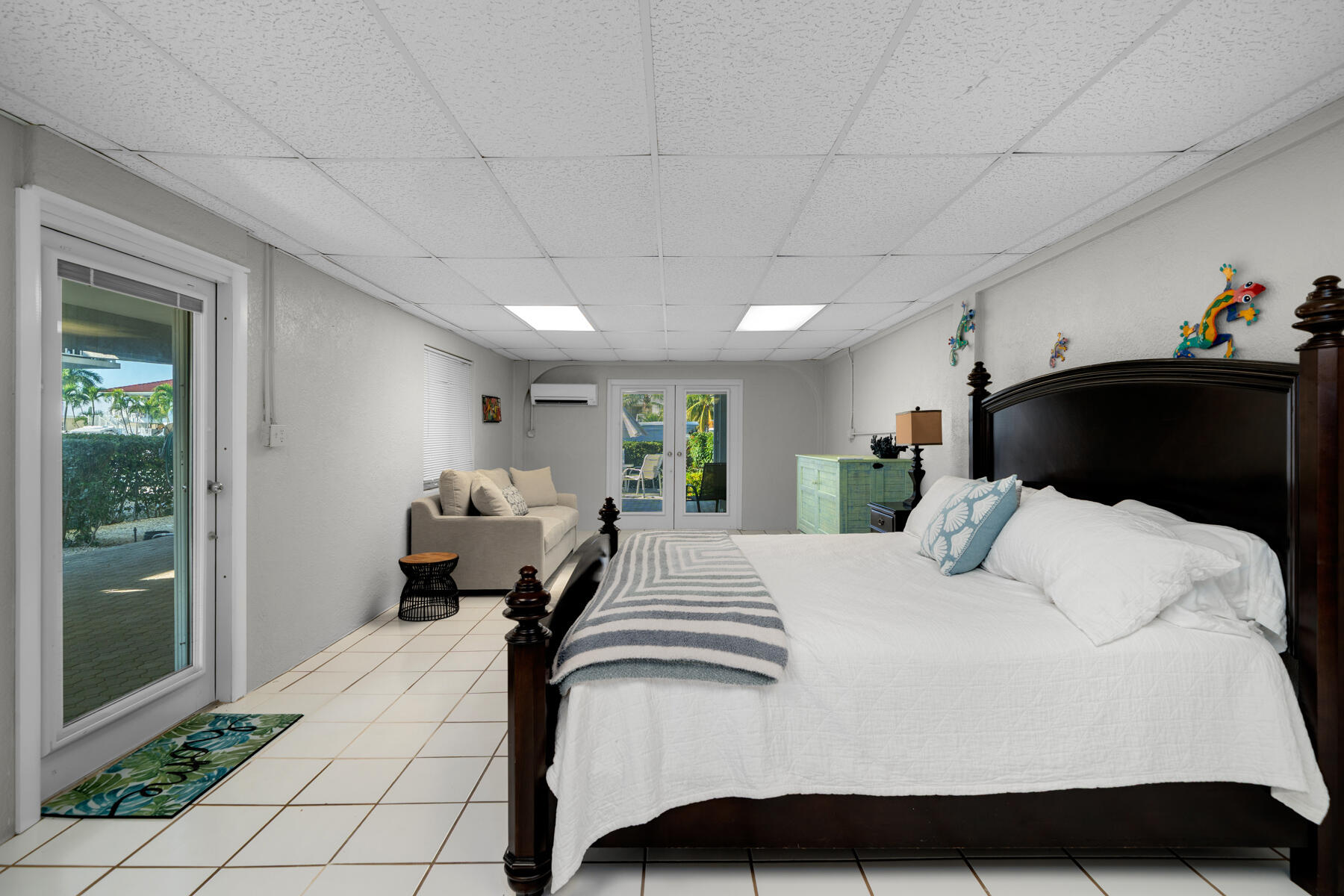 641 9th Street Key Colony Beach, FL 33051 - Photo 25 of 43 641 9th St_1oakstudios_20