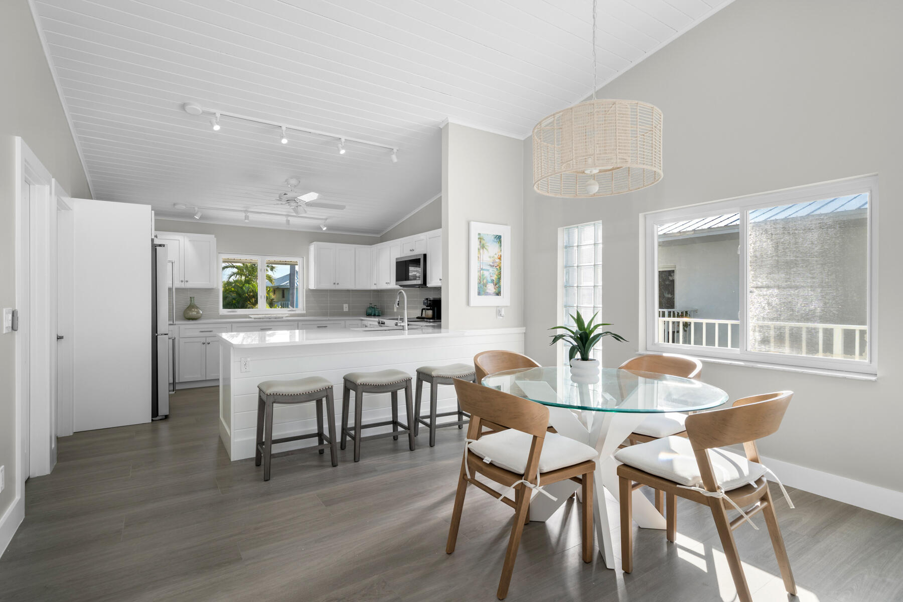 641 9th Street Key Colony Beach, FL 33051 - Photo 5 of 43 Open Dining - Kitchen