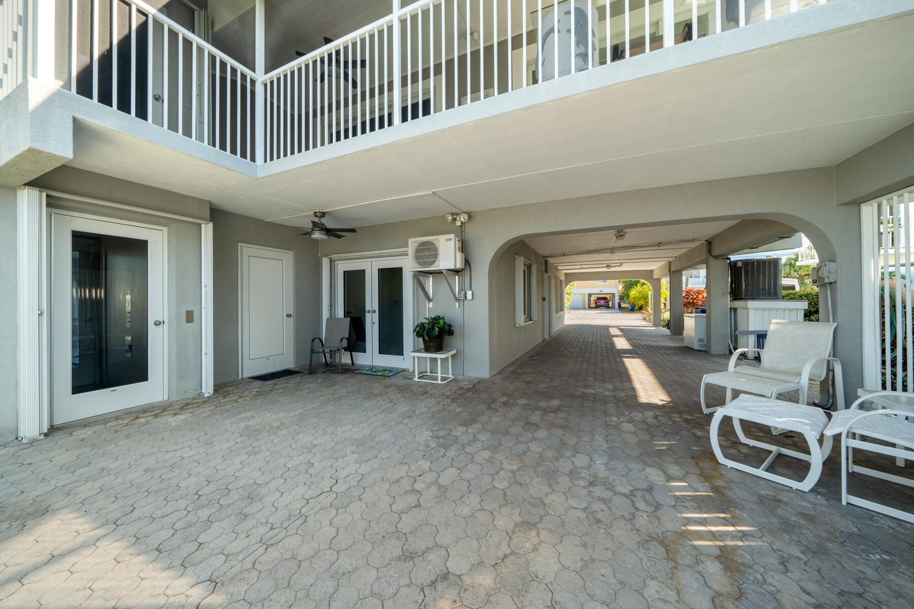 641 9th Street Key Colony Beach, FL 33051 - Photo 9 of 43 Covered & Uncovered Patios