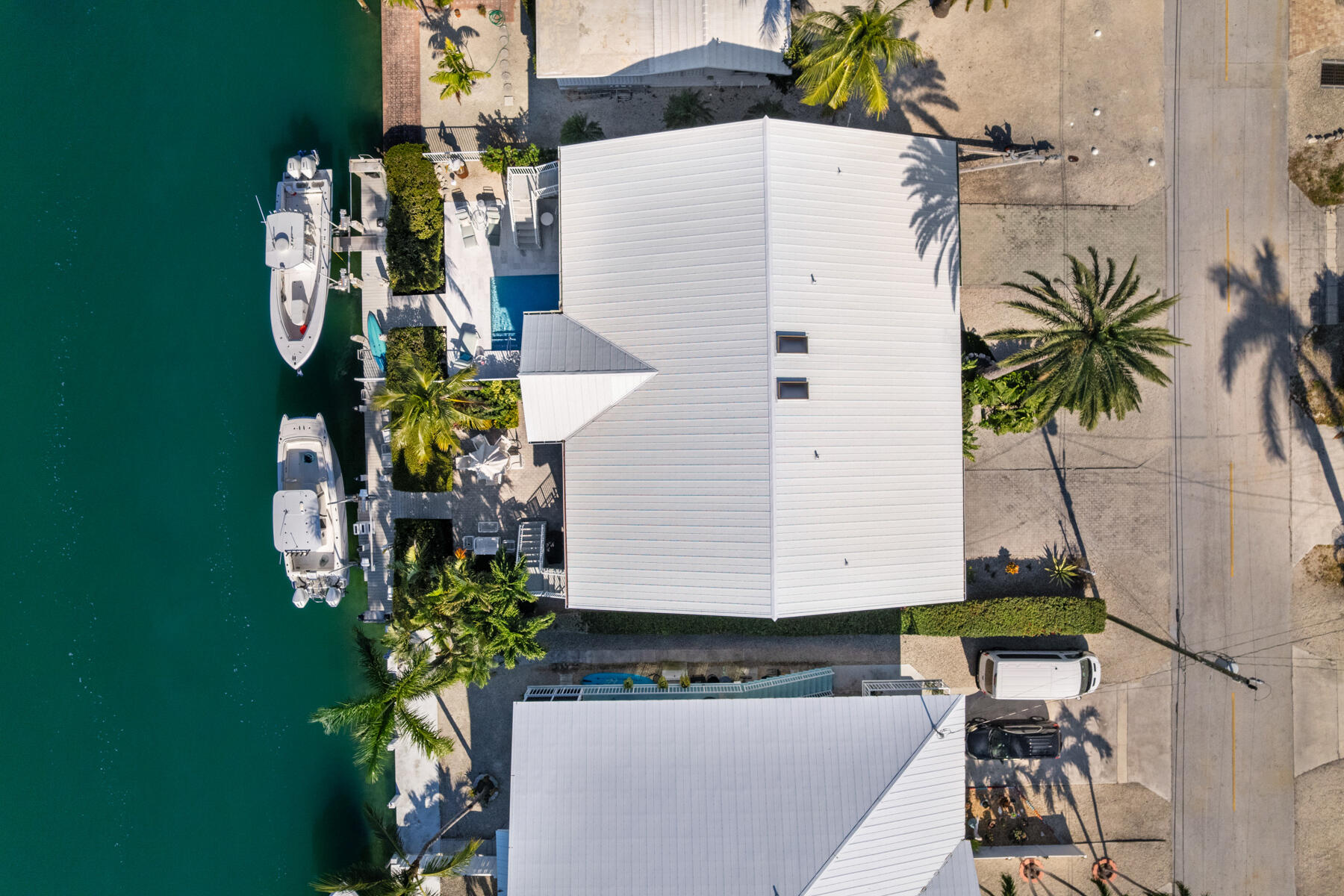 641 9th Street Key Colony Beach, FL 33051 - Photo 10 of 43 Birdseye View Above