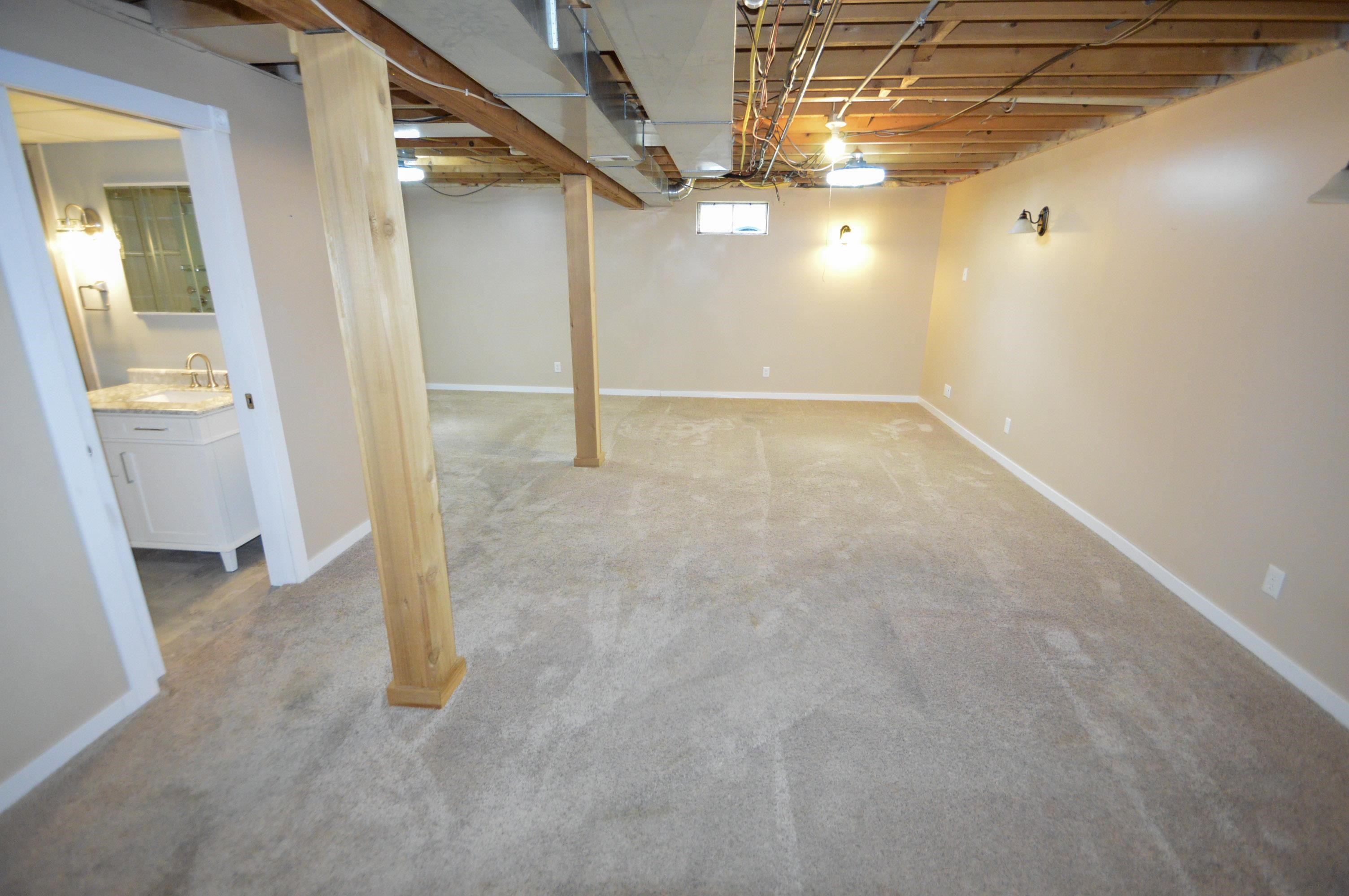 465 Raintree Drive Fort Atkinson, WI 53538 - Photo 37 of 46 Gallery Image 37