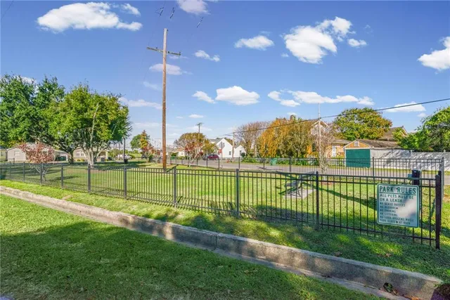 $220,000 | 121 Hamilton Street, Gretna, LA 70053