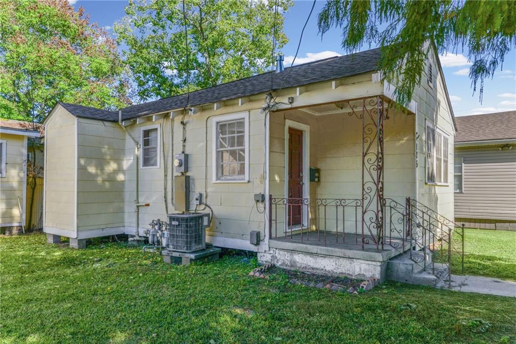 121 Hamilton Street Gretna, LA 70053 - Photo 3 of 32